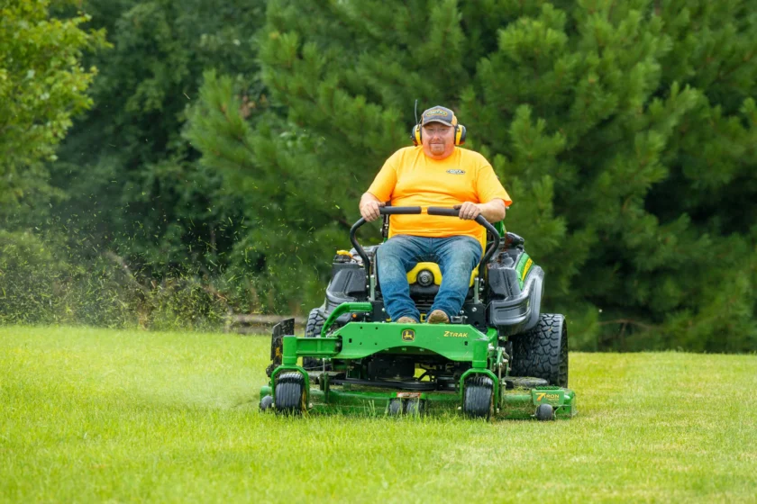 Cambridge, MN Lawn Care Services