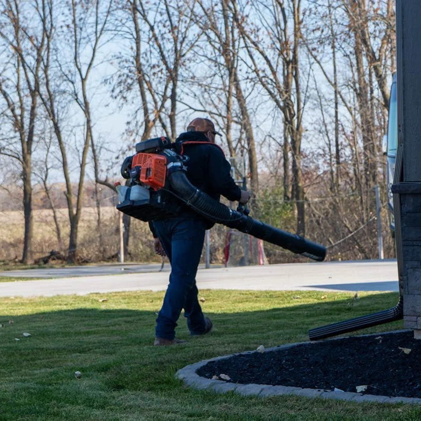 Lawn Maintence 15 Cambridge, MN Lawn Maintenance Company